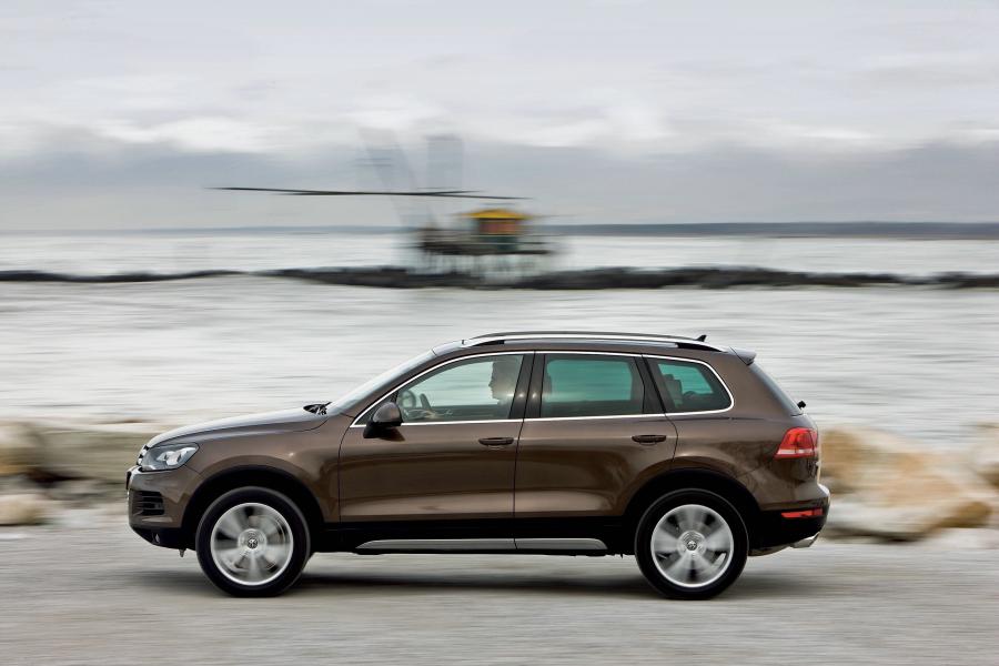  Volkswagen Touareg 2010 года  (фото 40 из 139)